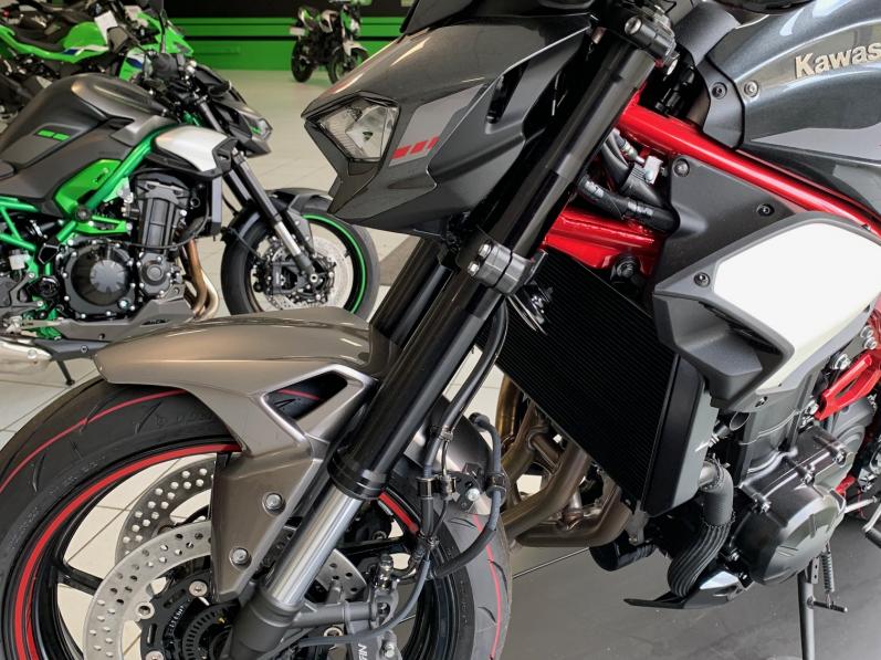 KAWASAKI Z 900