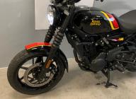 ROYAL ENFIELD Guerilla 450