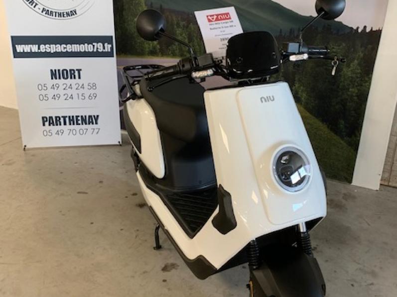 NIU NQi Cargo SR