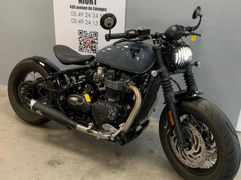 TRIUMPH Bonneville Bobber 1200