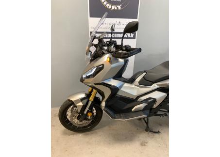 HONDA X-ADV 750 