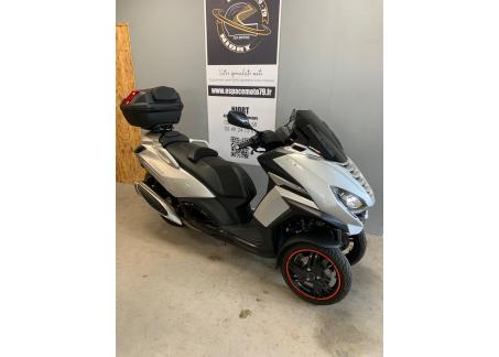 PEUGEOT METROPOLIS 400