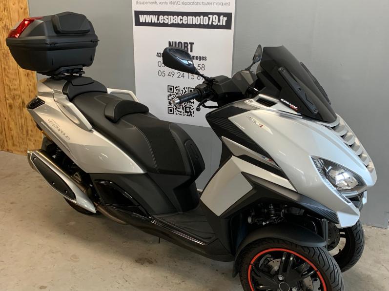 PEUGEOT METROPOLIS 400