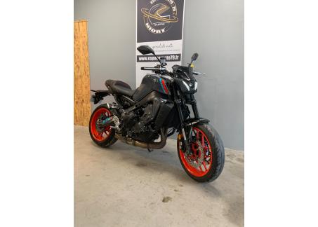 YAMAHA MT-09