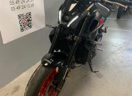 YAMAHA MT-09
